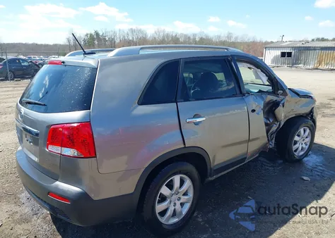 2012 Kia Sorento Lx z USA, uszkodzony, nr VIN 5XYKT3A63CG193456